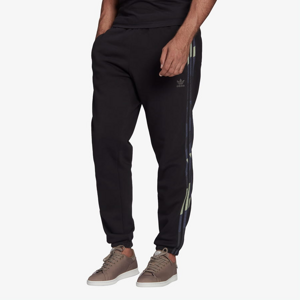 Tepláky adidas Originals Camo Pants čierne