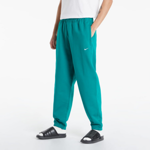Tepláky Nike NRG Soloswoosh Men's Fleece Pants zelené