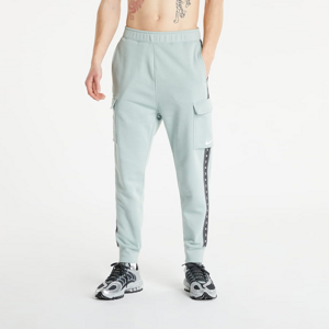 Tepláky Nike Sportswear Cargo Trousers zelené