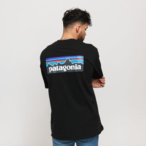 Tričko s krátkym rukávom Patagonia M's P6 Logo Responsibili Tee čierne